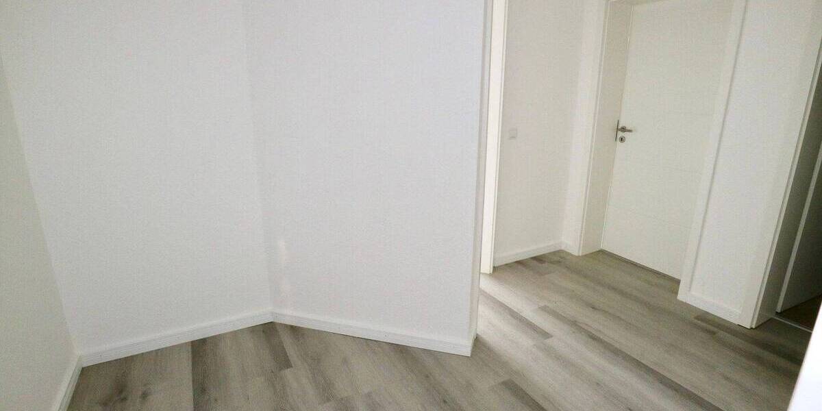 Etagenwohnung Eisenberg - 2 Zimmer, 45 m&sup2;, 590&euro; | Angebot:26816372