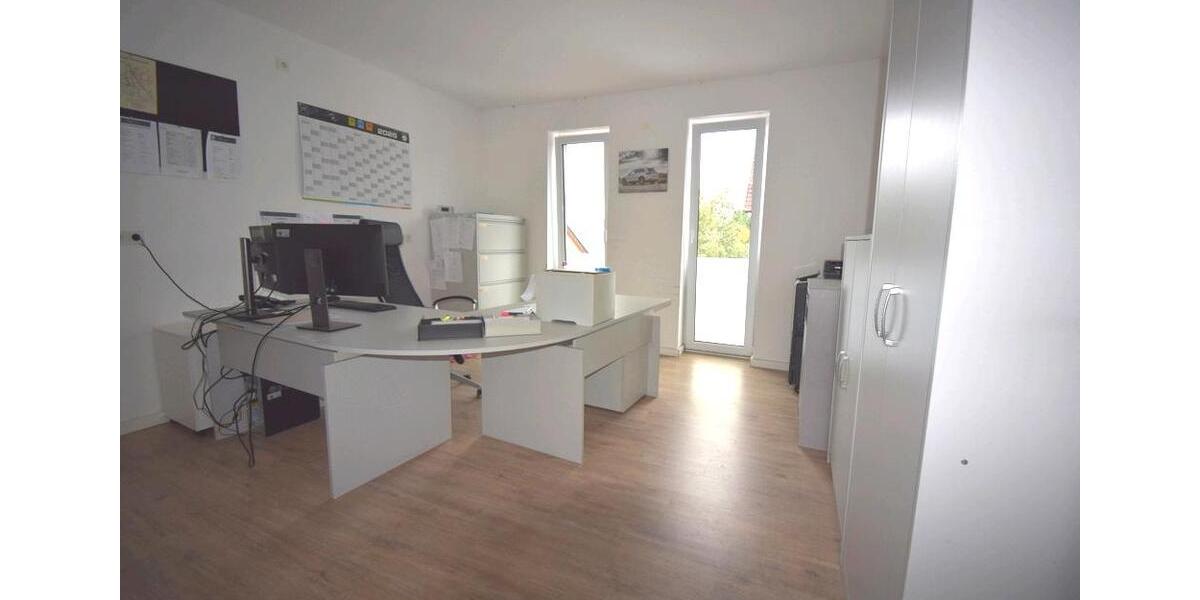 Gewerbehalle mit Bürofläche zu vermieten zimmer