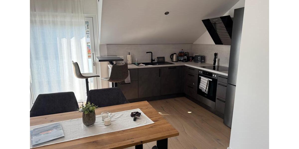 Dachgeschoßwohnung Walldorf - 3 Zimmer, 87 m&sup2;, 419.000&euro; | Angebot:24783953