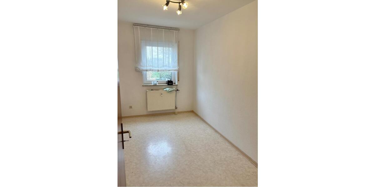 Erdgeschoßwohnung Schwetzingen - 3 Zimmer, 80 m&sup2;, 860&euro; | Angebot:25342970