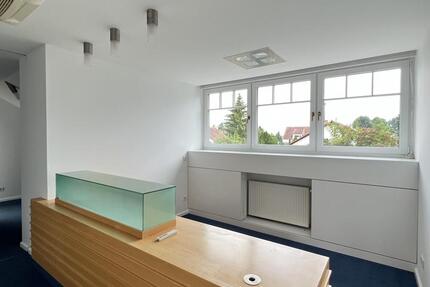 Gewerbeobjekt Neustadt an der Weinstraße Duttweiler - 700&euro; | Angebot:21909686