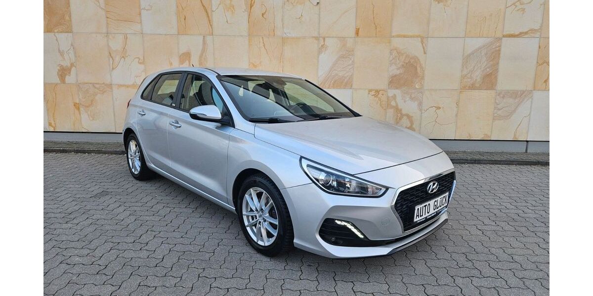 Hyundai i30 53.000 km 13.490 &euro; Schwetzingen 68723