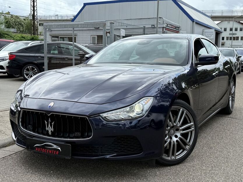 Maserati Ghibli 158.000 km 28.900 € Weinheim 69469