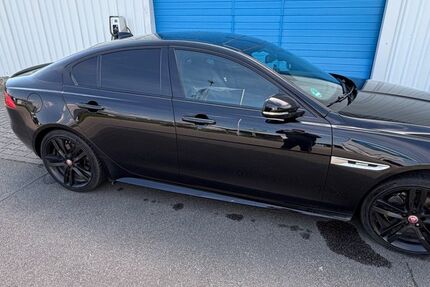 Jaguar XE 125.922 km 11.700 &euro; Heidelberg 69126