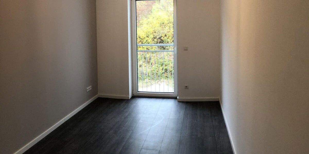 Reihenmittelhaus Grünstadt - 6 Zimmer, 145 m&sup2;, 1.870&euro; | Angebot:24765857