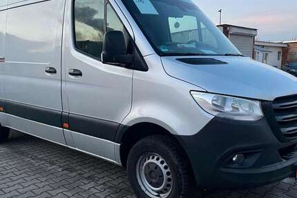 Mercedes-Benz Sprinter 183.975 km 19.490 &euro; Mannheim 68219