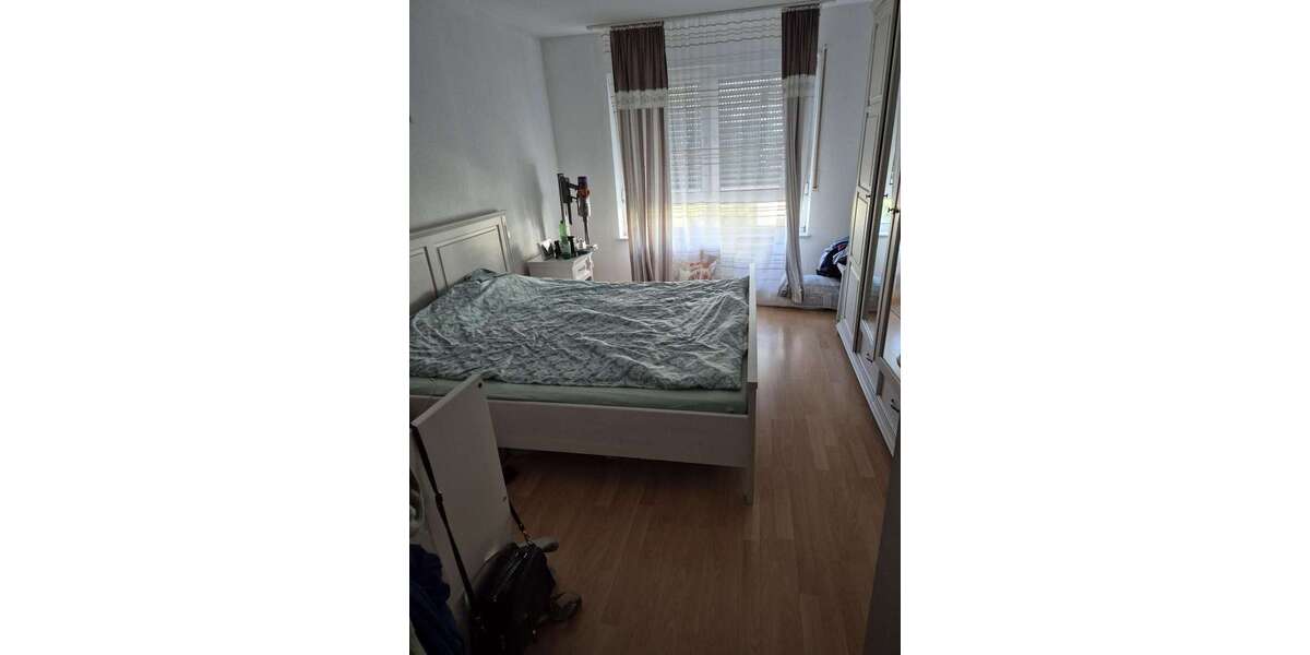 Etagenwohnung Ludwigshafen Ludwigshafen-Hemshof - 2 Zimmer, 61 m&sup2;, 590&euro; | Angebot:26099668