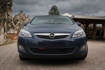 Opel Astra 82.000 km 4.750 &euro; Deidesheim 67146