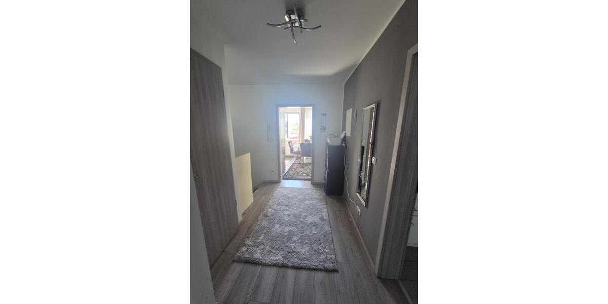 Etagenwohnung Bensheim - 4 Zimmer, 95 m&sup2;, 1.300&euro; | Angebot:26165611