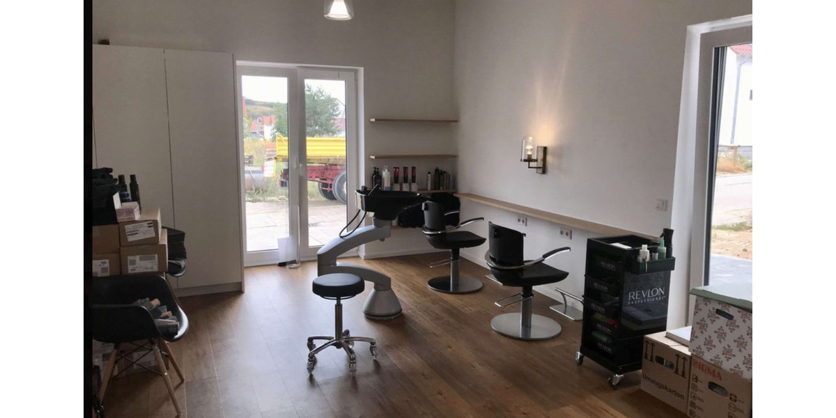 FriseursalonBüroAtelier Praxis ohne Provision zu vermieten. zimmer