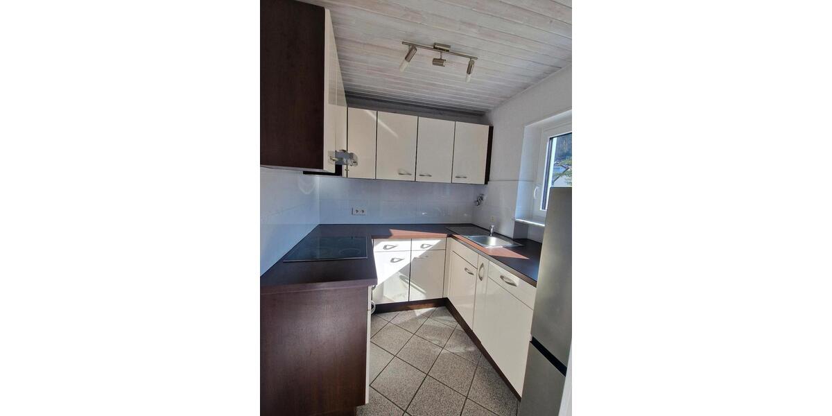 Dachgeschoßwohnung Bad Dürkheim - 2 Zimmer, 61 m&sup2;, 800&euro; | Angebot:26211200