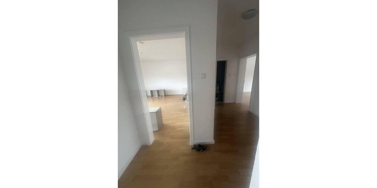 Etagenwohnung Mannheim Neckarstadt - 3 Zimmer, 84 m&sup2;, 1.390&euro; | Angebot:26348114
