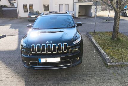 Jeep Cherokee 125.000 km 15.800 &euro; Wiesloch 69168