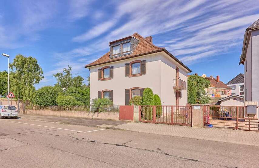 Haus zum Kaufen in Ludwigshafen 530.000 € 231 m²