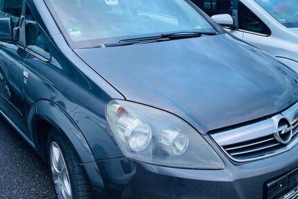 Opel Zafira 223.000 km 2.499 &euro; Ketsch 68775