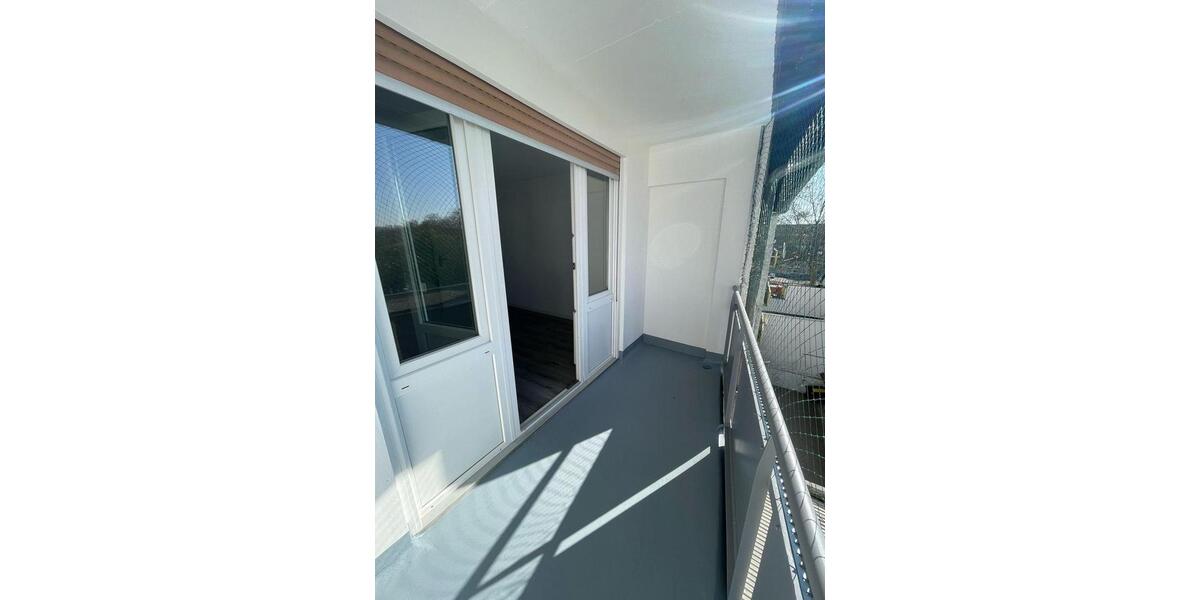 Dachgeschoßwohnung Ludwigshafen am Rhein Parkinsel - 2 Zimmer, 68 m&sup2;, 700&euro; | Angebot:26122748