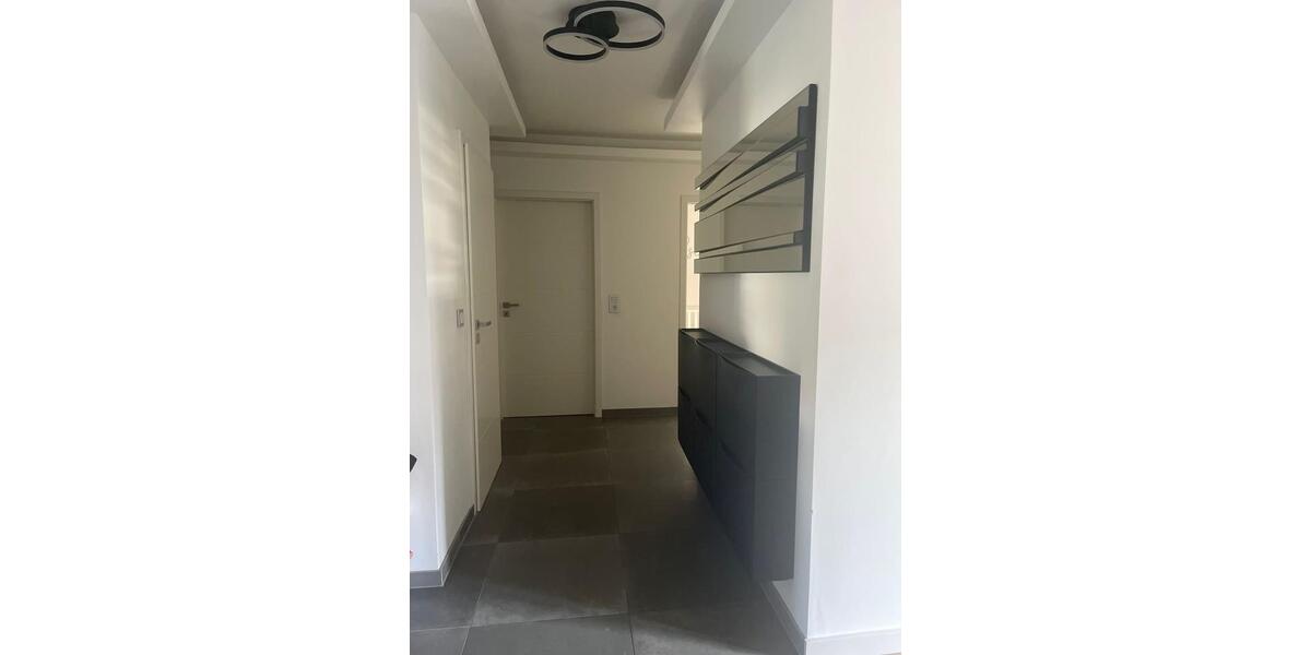 Etagenwohnung Ludwigshafen am Rhein Ludwigshafen-Oggersheim - 4 Zimmer, 100 m&sup2;, 1.600&euro; | Angebot:25323609