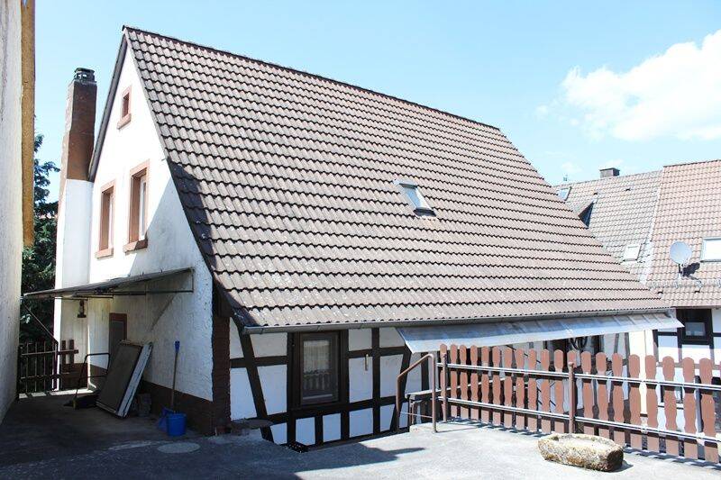 Mehrfamilienhaus, Wohnhaus Mörlenbach - 5 Zimmer, 123 m&sup2;, 190.000&euro; | Angebot:24113219