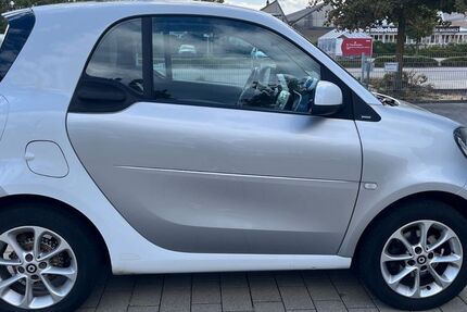 Smart ForTwo 94.043 km 7.650 &euro; Heidelberg 69123