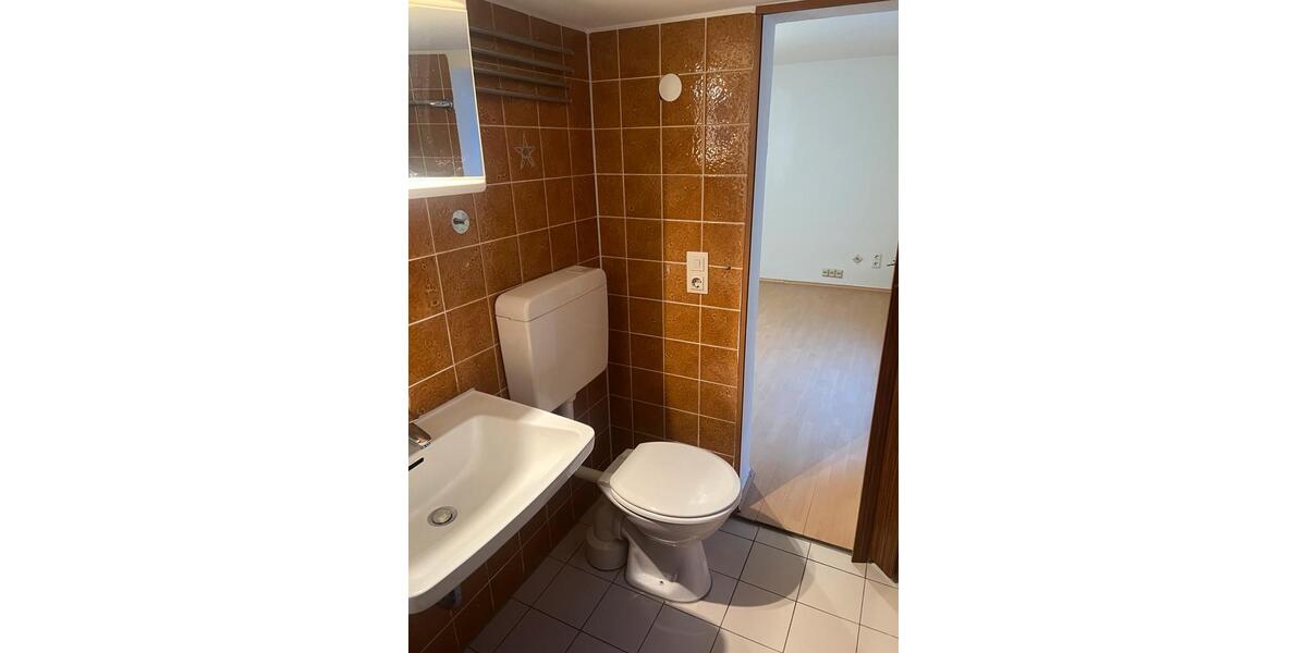 Etagenwohnung Eppelheim - 1 Zimmer, 18 m&sup2;, 350&euro; | Angebot:25259134