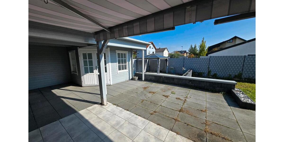 Wohnung mit XXL-Terrasse & Garten + Gartenhaus & Stellplatz 2 zimmer