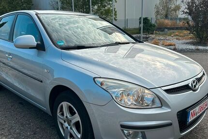 Hyundai i30 320.500 km 1.650 &euro; Neustadt/Weinstr 67433