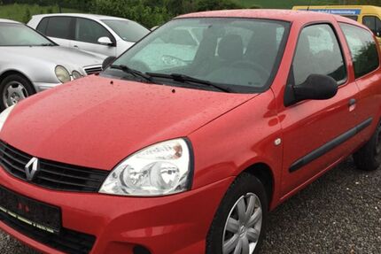 Renault Clio 205.000 km 1.100 &euro; Wiesenbach 69257