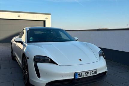 Porsche Taycan 34.000 km 58.786 &euro; MANNHEIM 68219