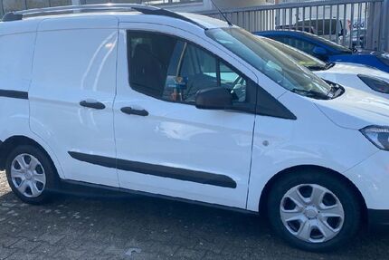 Ford Transit Courier 50.275 km 15.970 &euro; Mannheim 68309
