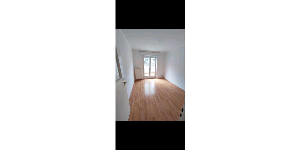Etagenwohnung Ludwigshafen am Rhein Ludwigshafen-Hemshof - 3 Zimmer, 60 m&sup2;, 990&euro; | Angebot:26062251