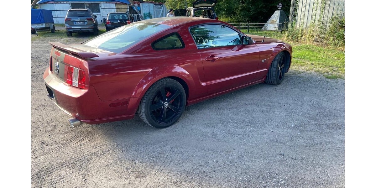 Ford Mustang 58.000 km 17.600 &euro; Mannheim 68159