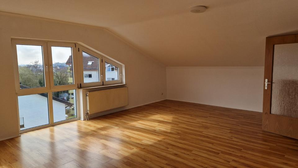 Dachgeschoßwohnung Bürstadt - 1.5 Zimmer, 48 m&sup2;, 129.999&euro; | Angebot:25649537