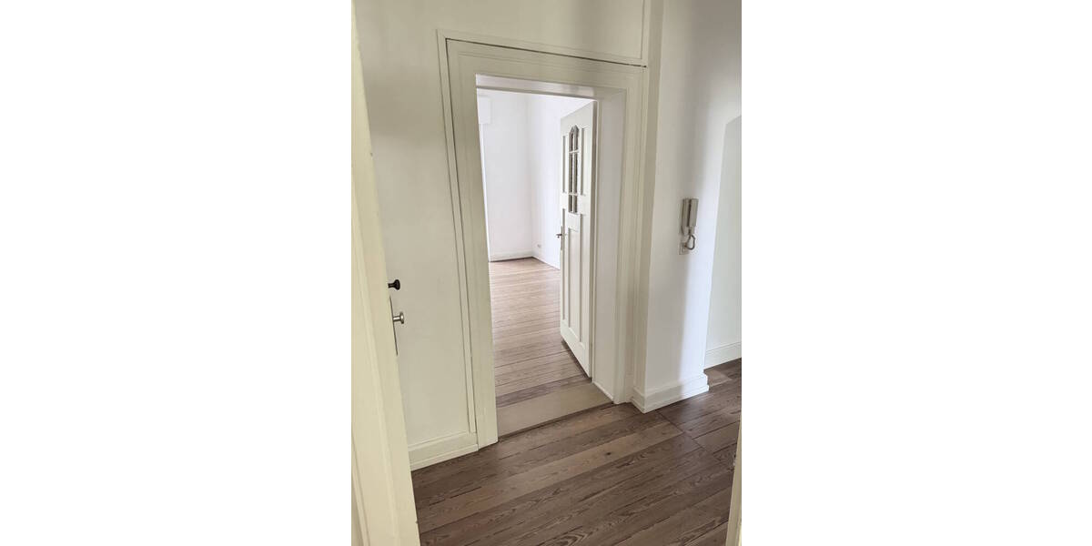 Etagenwohnung Worms Innenstadt - 5 Zimmer, 180 m&sup2;, 1.400&euro; | Angebot:26556657