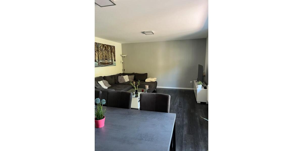 Etagenwohnung Ludwigshafen am Rhein Ludwigshafen-Hemshof - 2 Zimmer, 67 m&sup2;, 840&euro; | Angebot:25521226