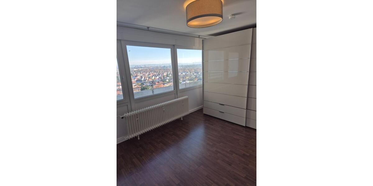 Etagenwohnung Ludwigshafen am Rhein Ludwigshafen-Oggersheim - 3 Zimmer, 80 m&sup2;, 950&euro; | Angebot:23760072