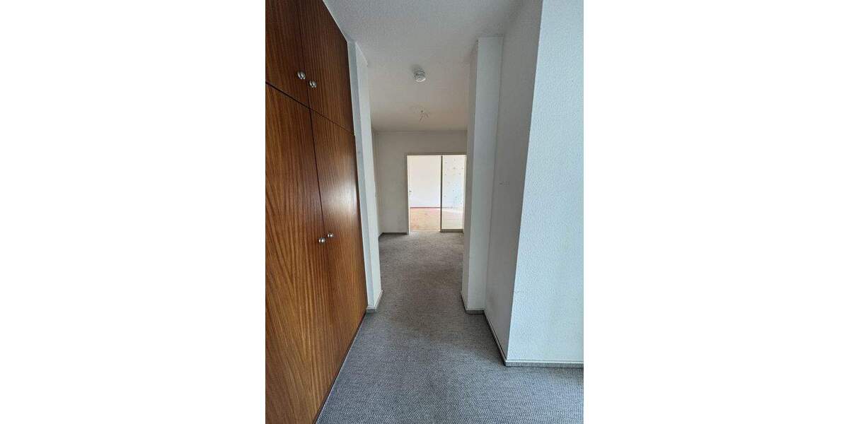 Etagenwohnung Weinheim - 2 Zimmer, 65 m&sup2;, 230.000&euro; | Angebot:25335883