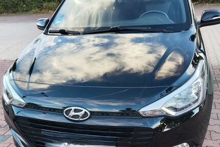 Hyundai i20 28.500 km 8.750 &euro; Weinheim 69469