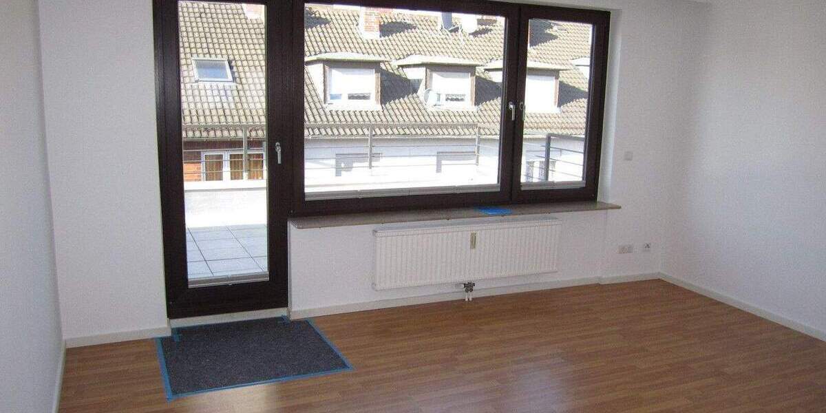 Etagenwohnung Ludwigshafen am Rhein Süd - 3 Zimmer, 102 m&sup2;, 179.000&euro; | Angebot:24334055