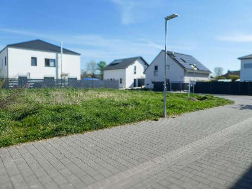 Grundstück zu verkaufen in Großniedesheim 310.000 € 455 m²