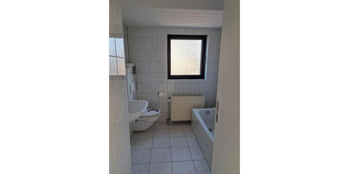 Dachgeschoßwohnung Mannheim Rheinau - 3 Zimmer, 64 m&sup2;, 199.000&euro; | Angebot:19181708