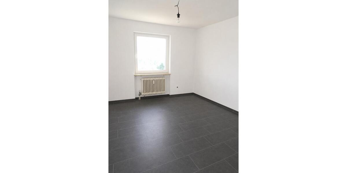 Dachgeschoßwohnung Frankenthal (Pfalz) - 3 Zimmer, 77 m&sup2;, 179.000&euro; | Angebot:26614504