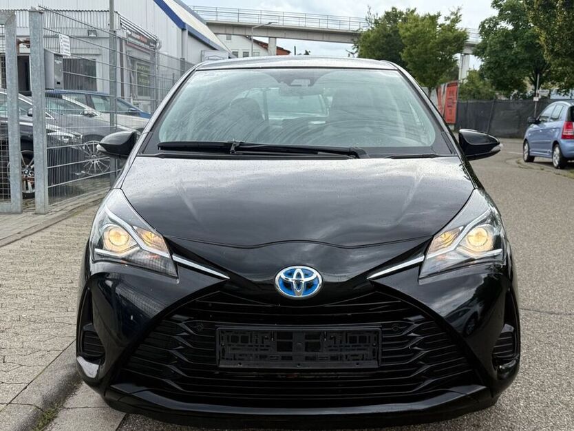 Yaris