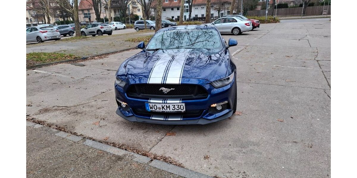 Ford Mustang 61.000 km 30.500 &euro; Worms 67549
