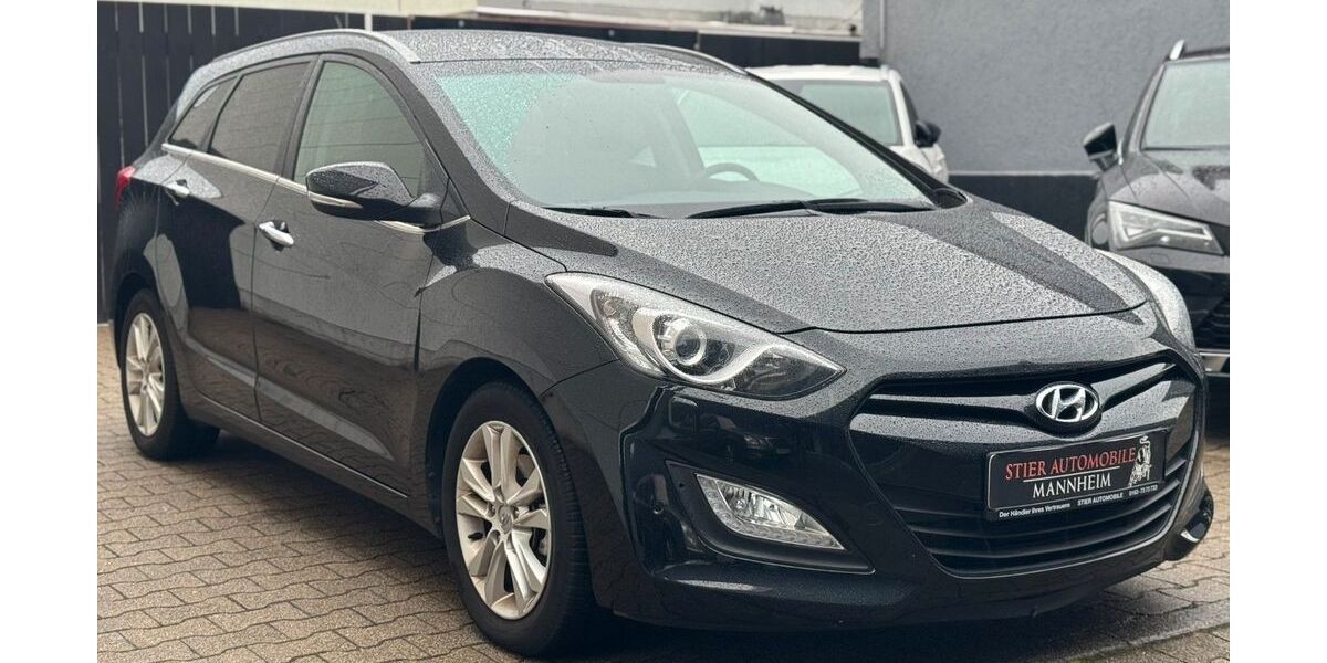 Hyundai i30 13.615 km 9.950 &euro; Mannheim 68199