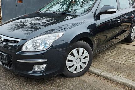 Hyundai i30 177.000 km 5.199 &euro; Speyer 67346
