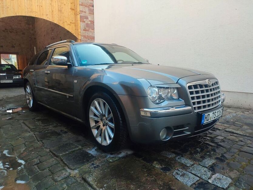 300C