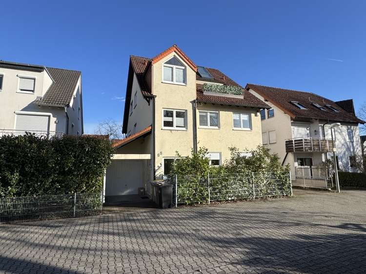 Etagenwohnung Mannheim Niederfeld - 3 Zimmer, 84 m&sup2;, 1.200&euro; | Angebot:24772110