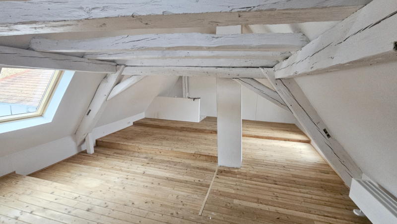 ObjNr:19666 - Ruhig gelegenes EFH (Haus- Hofbauweise) in 2. Reihe in Neustadt-MUSSBACH 4 zimmer