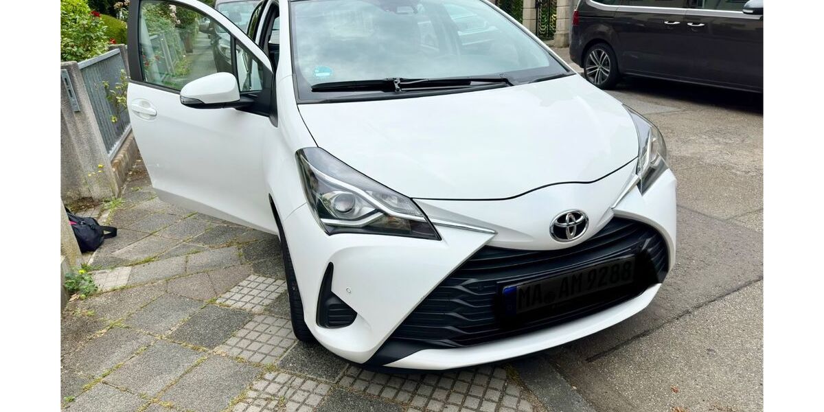 Toyota Yaris 105.498 km 13.900 &euro; Mannheim 68259