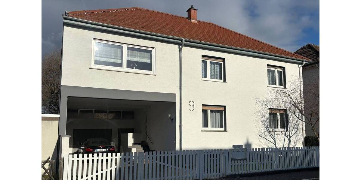 :: Großes Einfamilienhaus mit Garten und Swimmingpool (H 543-A) :: 6 zimmer